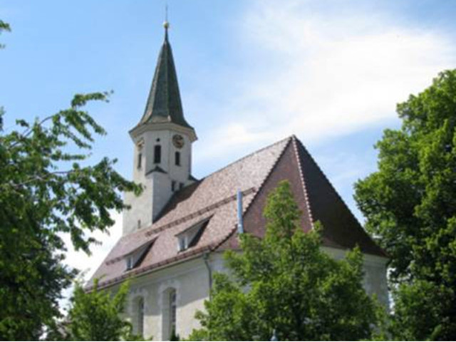 Kirche Kleinengstingen